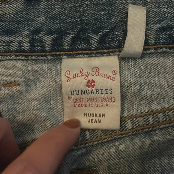 Vintage Lucky Brand distressed jeans - Picture 5 of 10